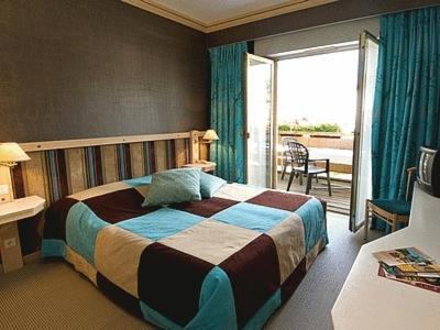 Hotel Les Remparts Kaysersberg-Vignoble Zimmer foto